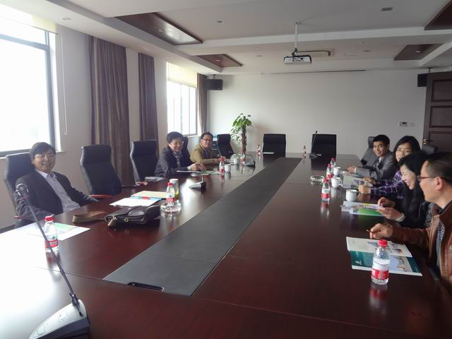 2013年4月25日，市林业局领导来我公司视察